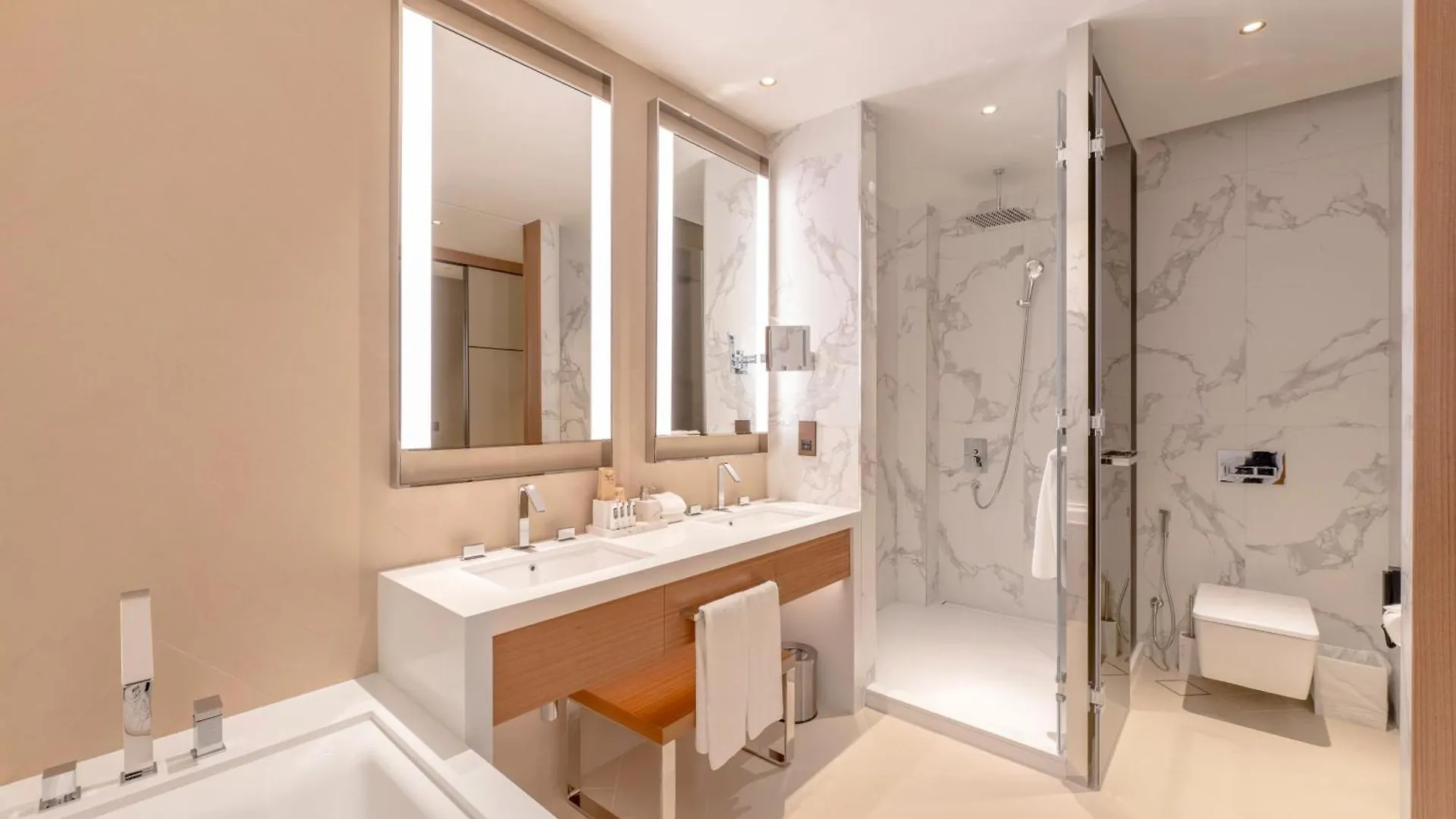 Address Dubai Opera Residences By Qstay Aparthotel